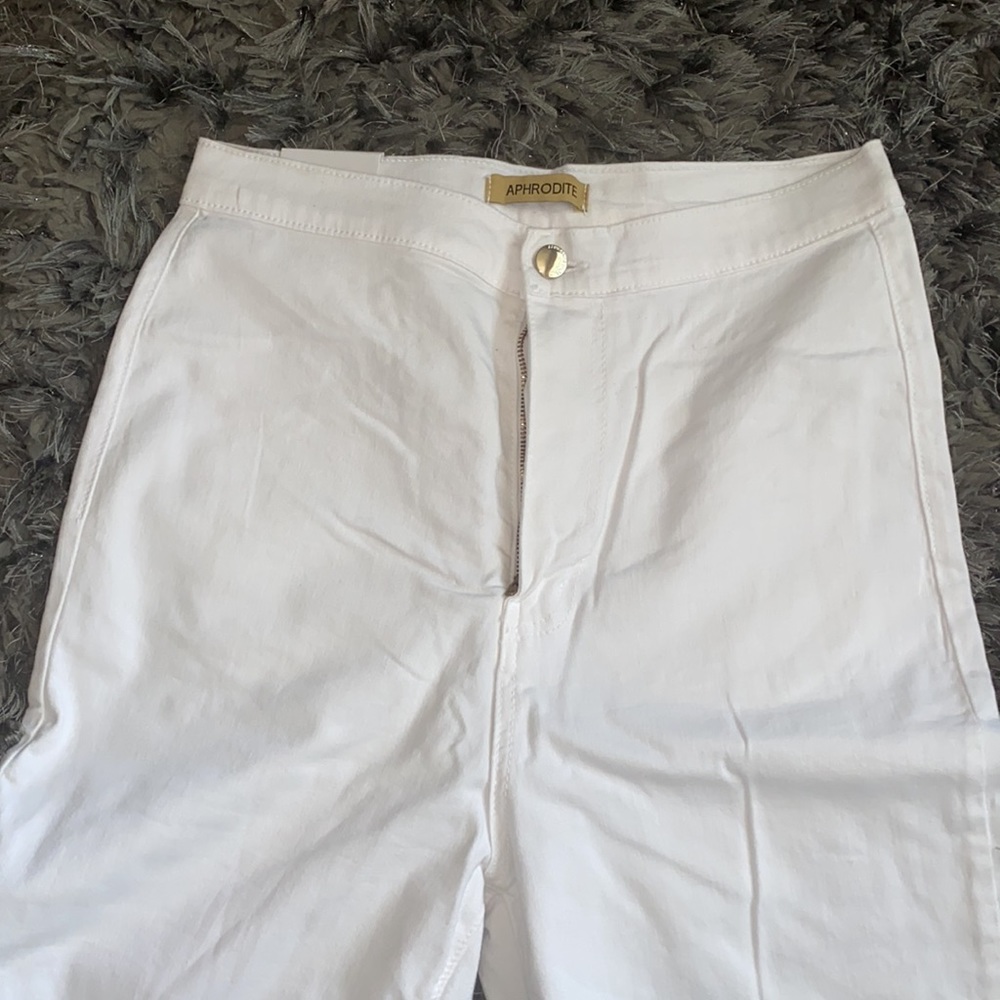 WHITE JEANS - Picture 2 of 2